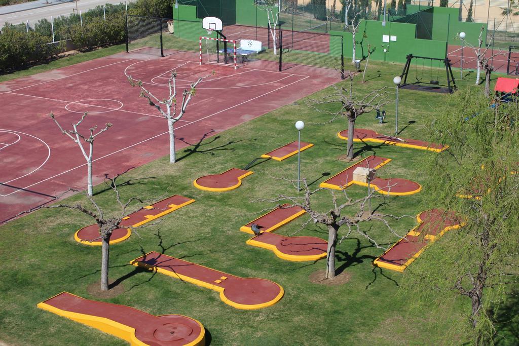 Los Juncos De Pineda Park Salou Dış mekan fotoğraf