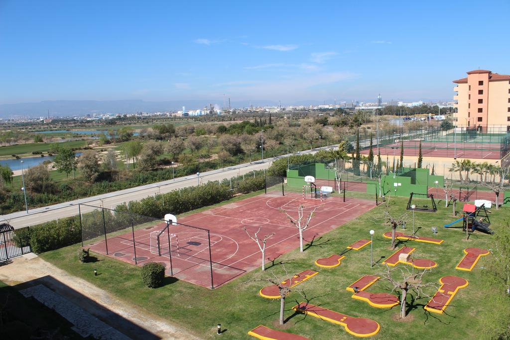 Los Juncos De Pineda Park Salou Dış mekan fotoğraf
