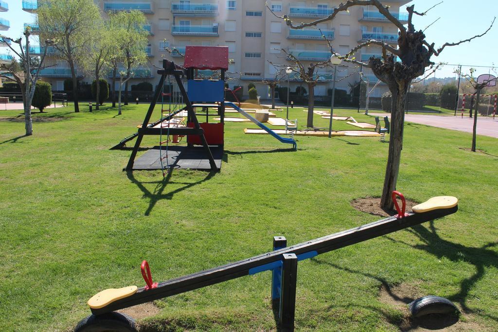 Los Juncos De Pineda Park Salou Dış mekan fotoğraf