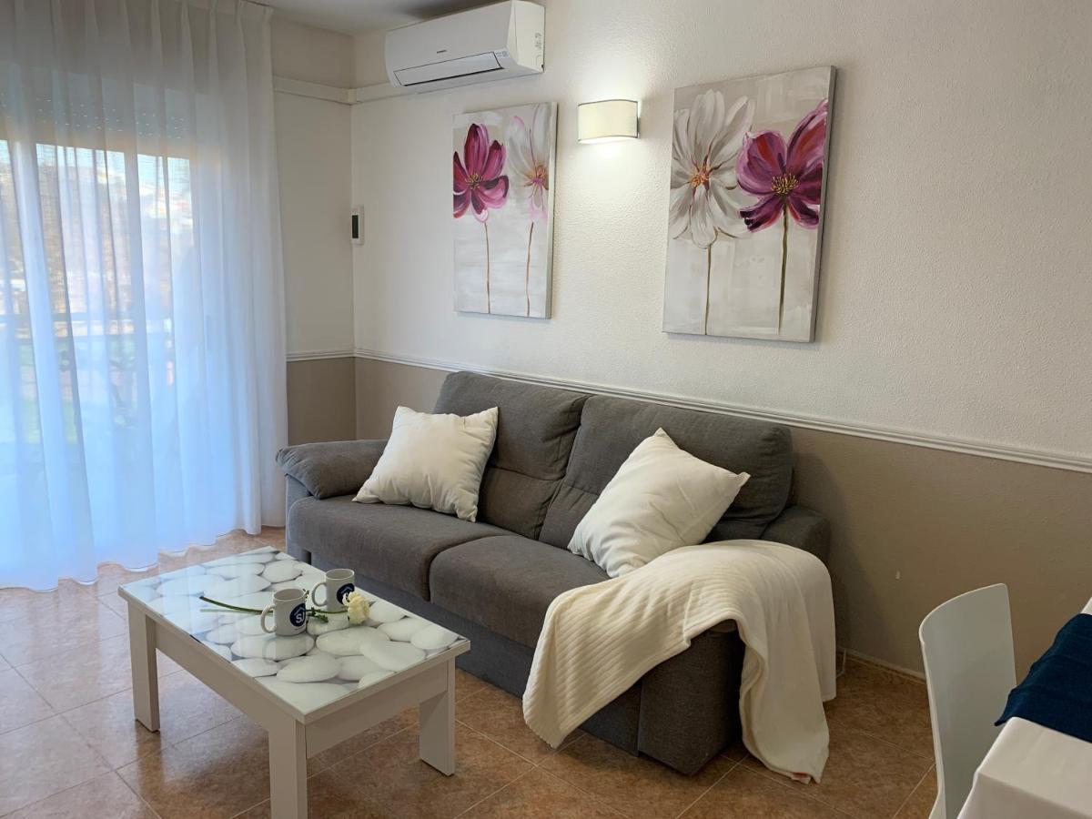 Los Juncos De Pineda Park Salou Dış mekan fotoğraf